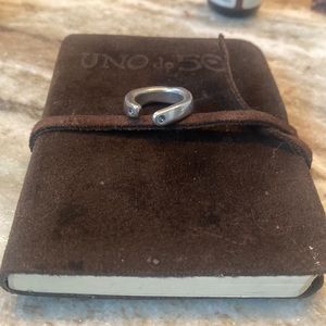 Uno de 50 ring and little notebook size 6